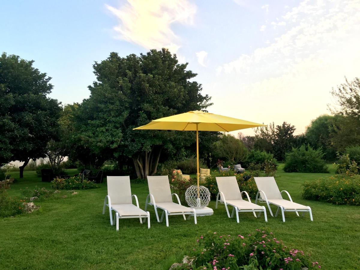Tenuta Donnanna Agriturismo&Glamping Galatone Exterior photo